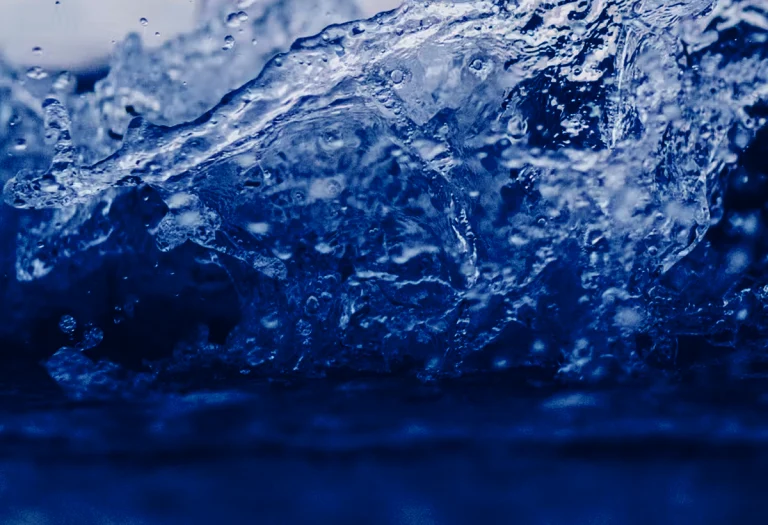 blue water splashing